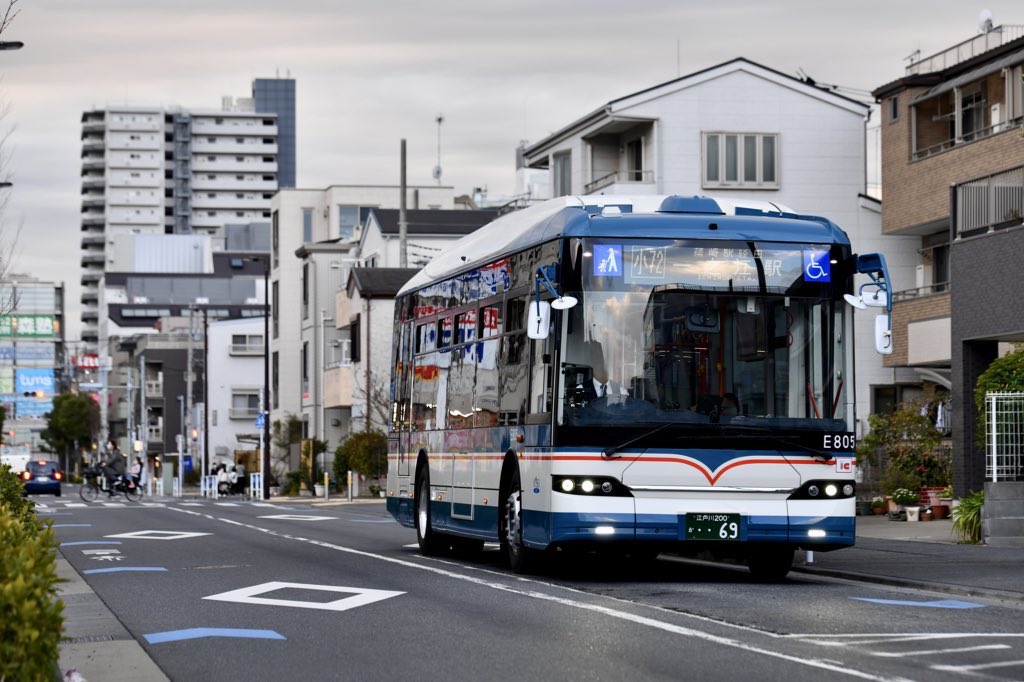 u_ht2m's tweet photo. 京成バス

E190
足立200か3421
QSG-LV234L3

E805
江戸川200か69
BYD K8

E246
足立200か4513
2KG-LV290N4 https://t.co/E7vul2n6KY