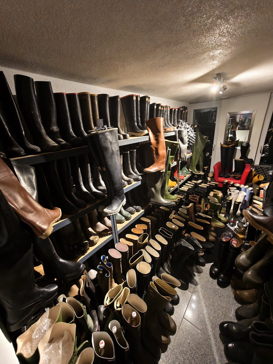 Fetishworxx tweet media