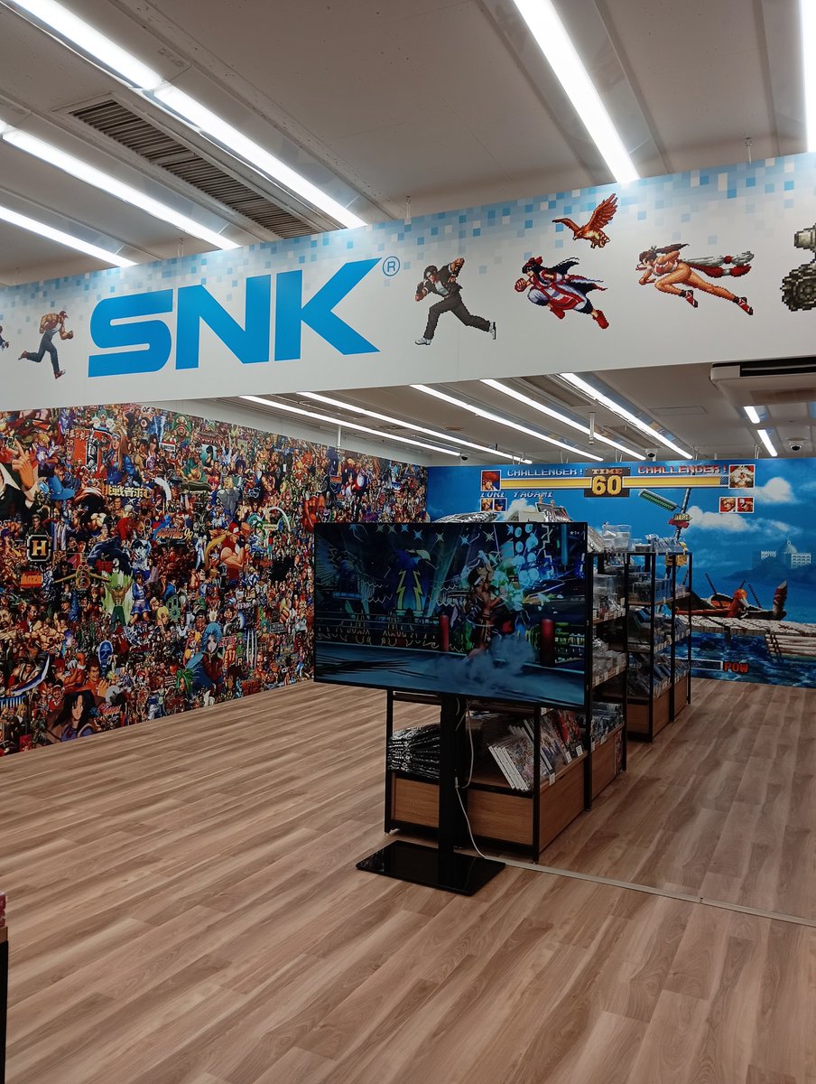 モフタ tweet media