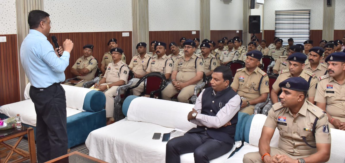 Durg Police tweet media