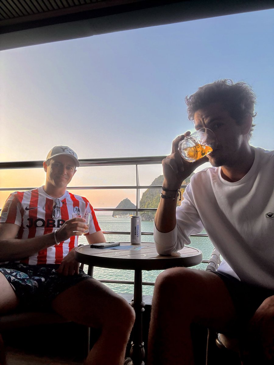 Carlitosway tweet media