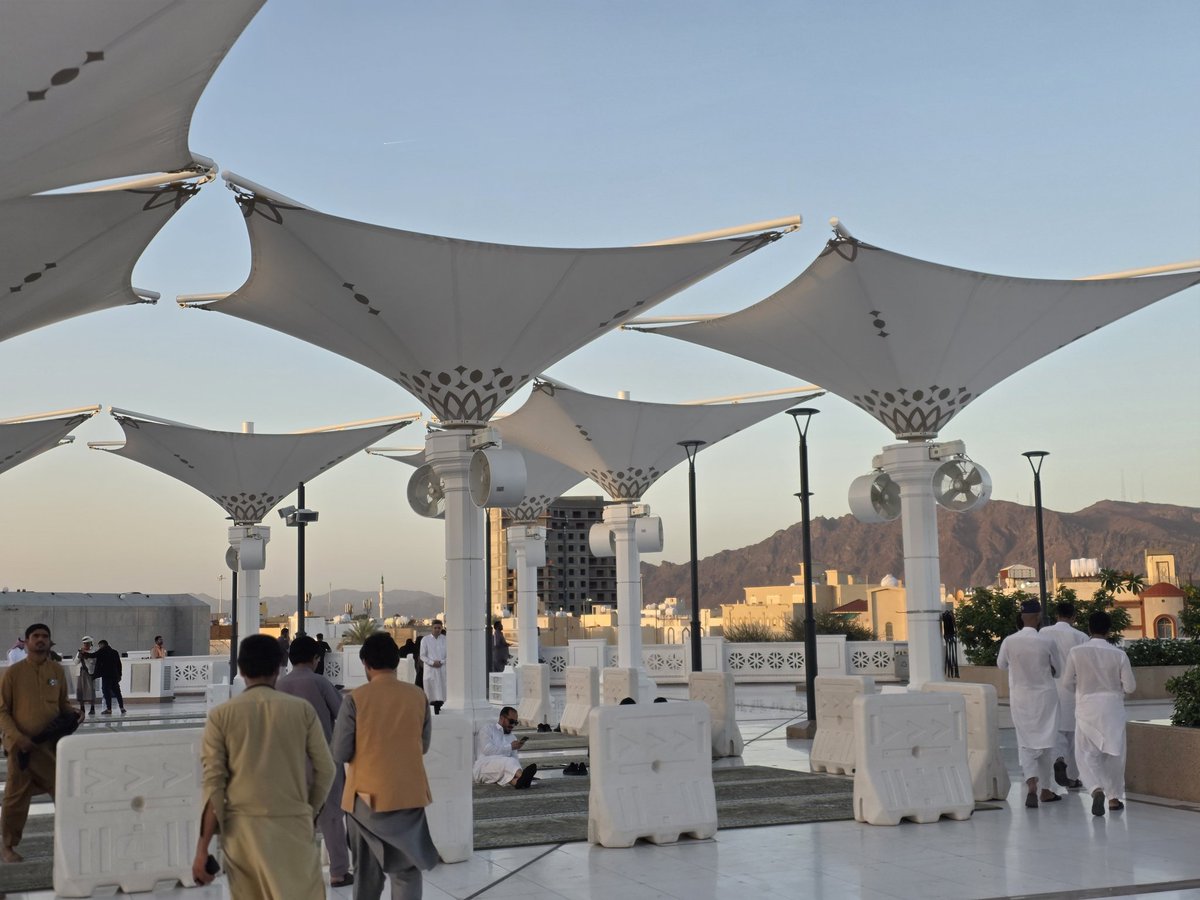 BashirAhmaad's tweet photo. The beautiful courtyard of Masjid Qiblatain in Madina, the Kingdom of Saudi Arabia, this morning. So calm, serene and filled with spiritual tranquility. https://t.co/9LLJw3honh