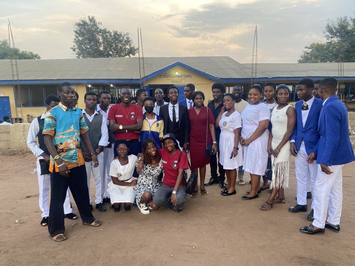 jossa_knust23's tweet photo. A successful and memorable visit! 🙌
Thank you to everyone who made it worthwhile. #JOSSAKNUST #TogetherWeGrow. https://t.co/3mMLRRHkRY
