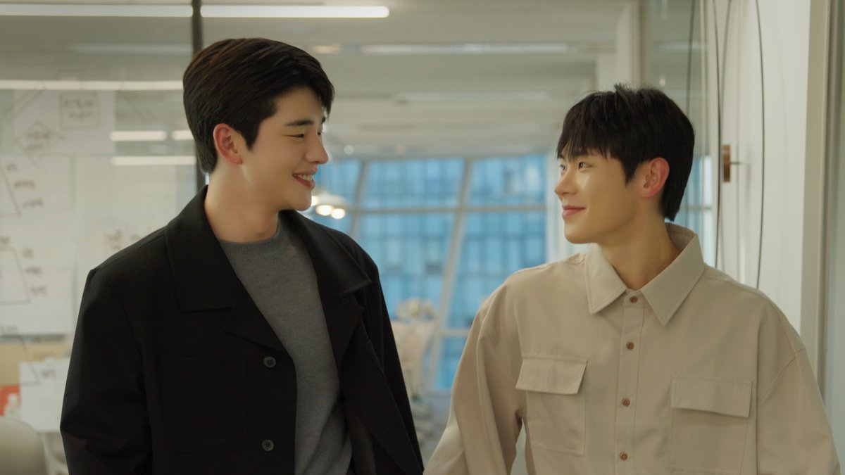 REAL ENT. tweet media