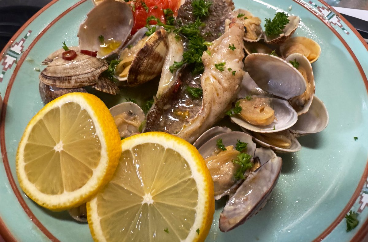 げどんさん tweet media