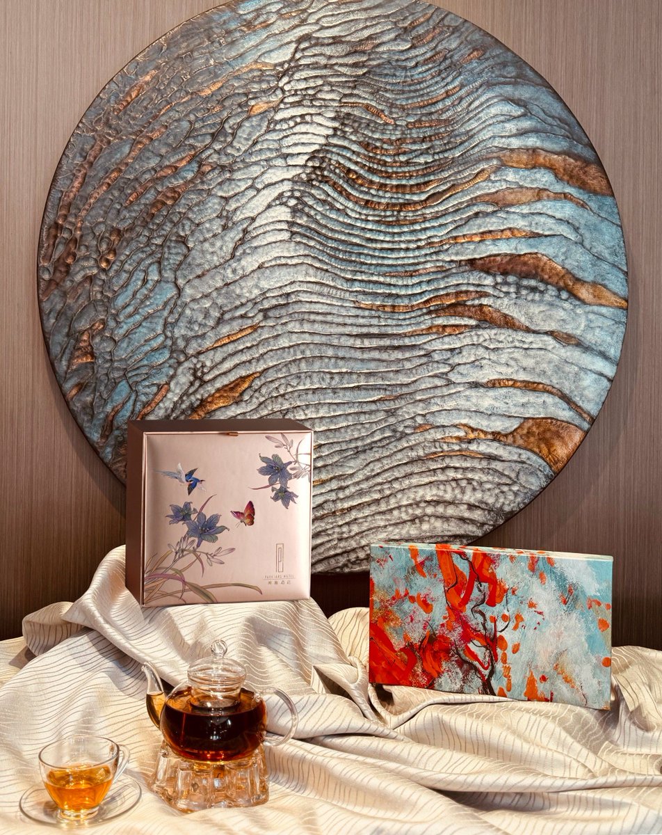 . Natii . ; * tweet media