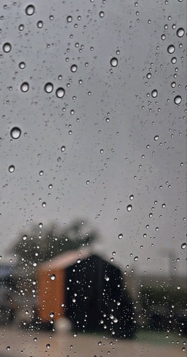 ℬℯ𝓃𝓉_𝒵𝒶𝓎ℯ𝒹 tweet media