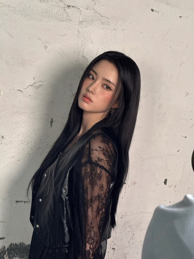 饒, KEIRA. tweet media