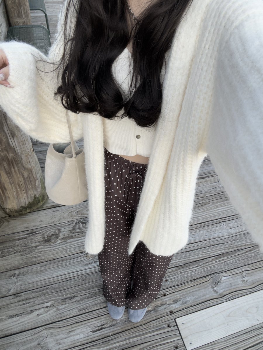 𝐭____𝐜𝐡𝐚𝐧𝐬 tweet media