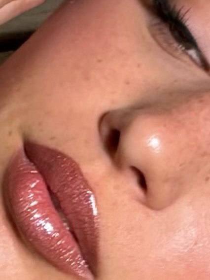 void.sarah🎀 tweet media