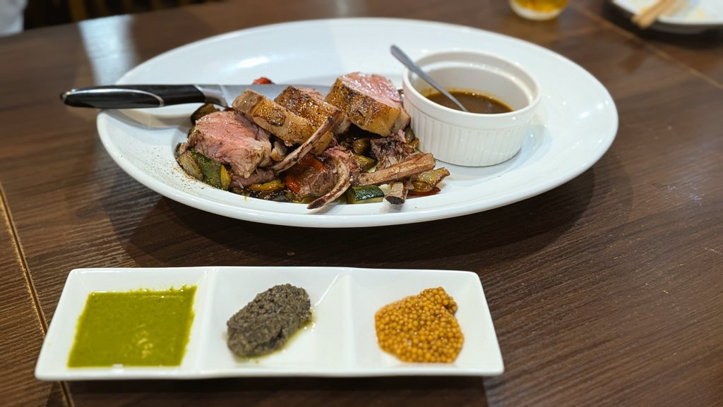 キーシュ tweet media