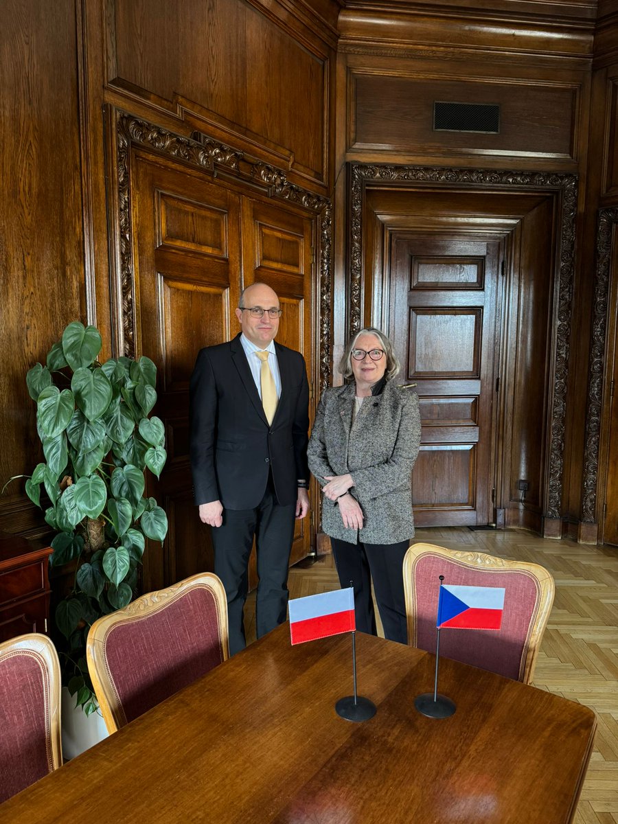 Jan Sechter tweet media