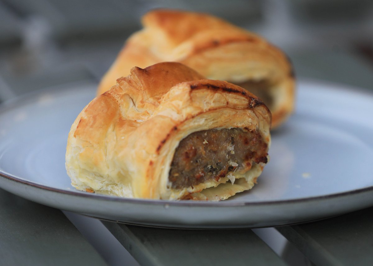 Tasty Nosh West have been the talk of the place since opening up 2 years ago in Andersonstown.  I heard that their Sausage Rolls were different level. I can confirm that they are TOP LEVEL and baked daily by owner Angelina.  Happy 2nd Birthday folks.

#EatLocal #SupportLocal