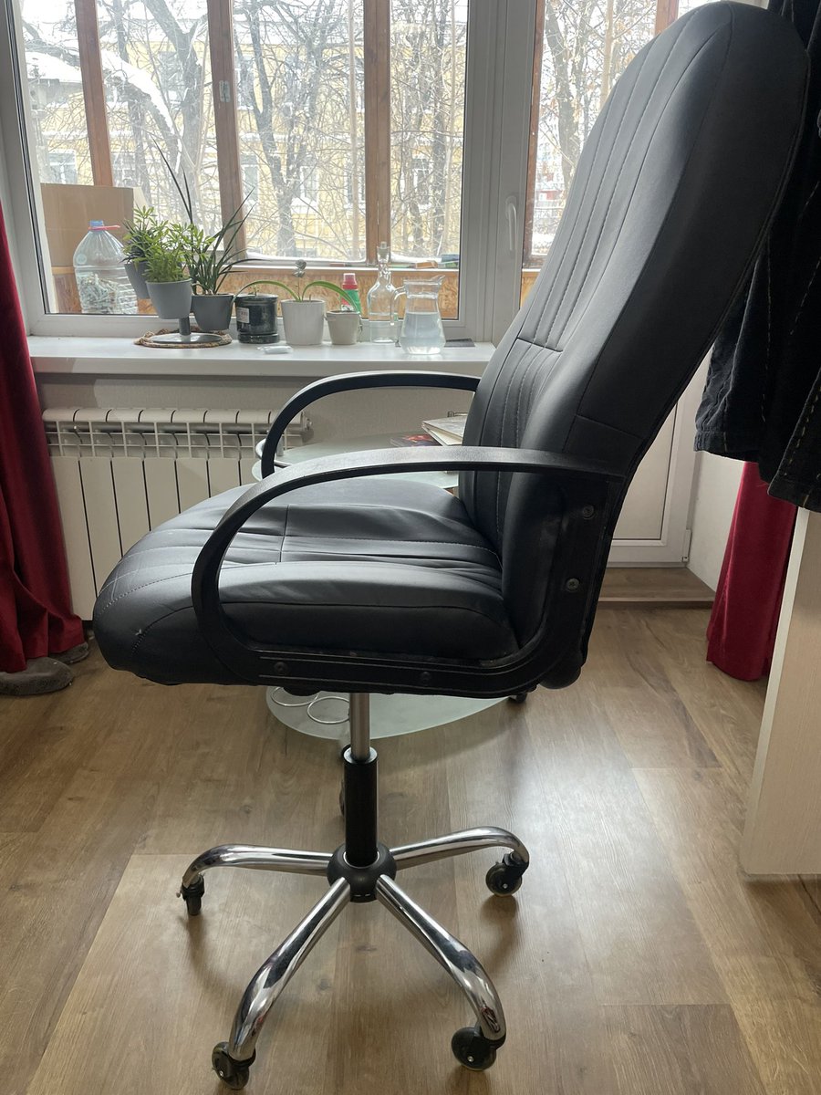 Официальный ektguy tweet media