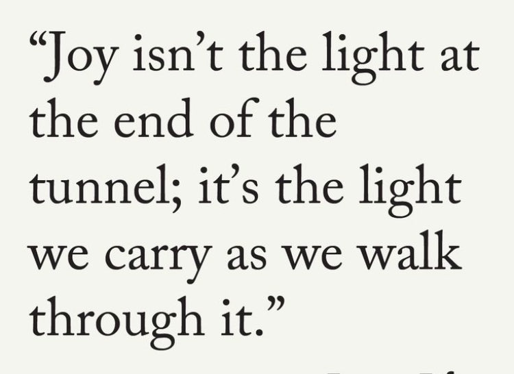 Rob Hollinger tweet media