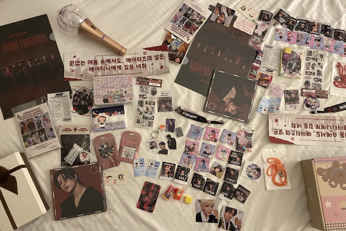received so many in returns. tysm i had so much fun >< 

#ateezinkl #iyfinKL