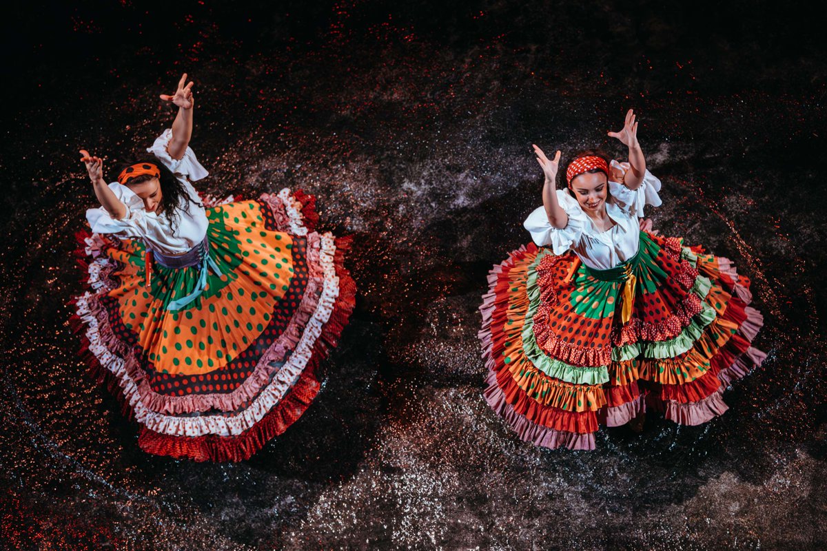 Puy du Fou tweet media