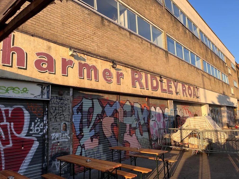 SaveRidleyRoad's tweet photo. This is a great article on the current situation on #Ridleyroad and the Indoor Shopping Village. Thanks @hackneycitizen 

https://t.co/YUUYBi7L9u https://t.co/gcUBxQvt7y