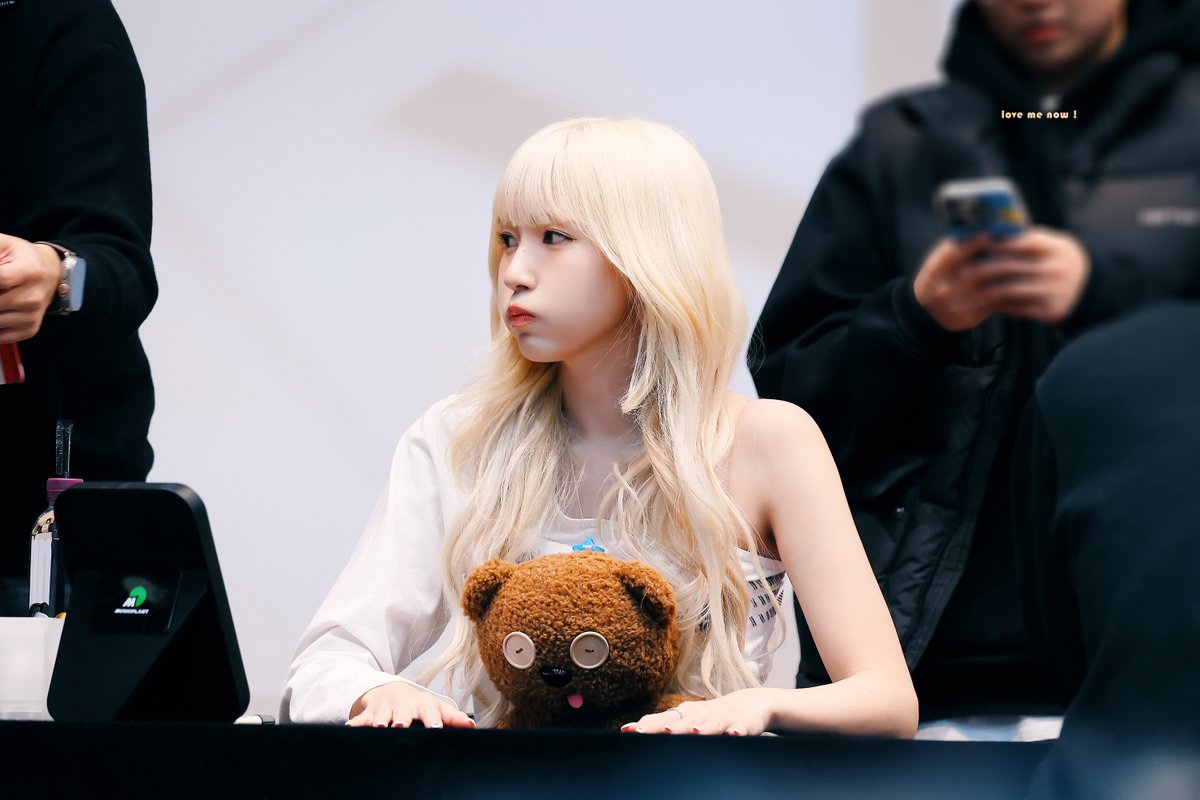 love me now! tweet media