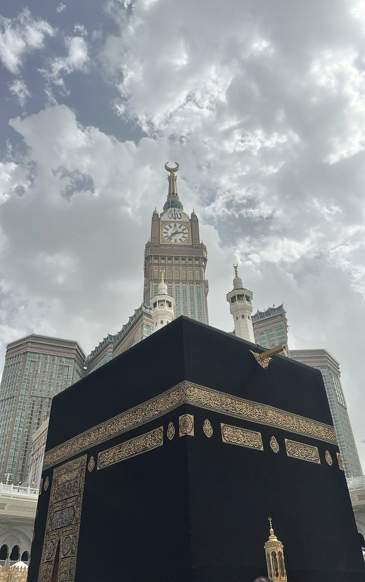 ميمه tweet media