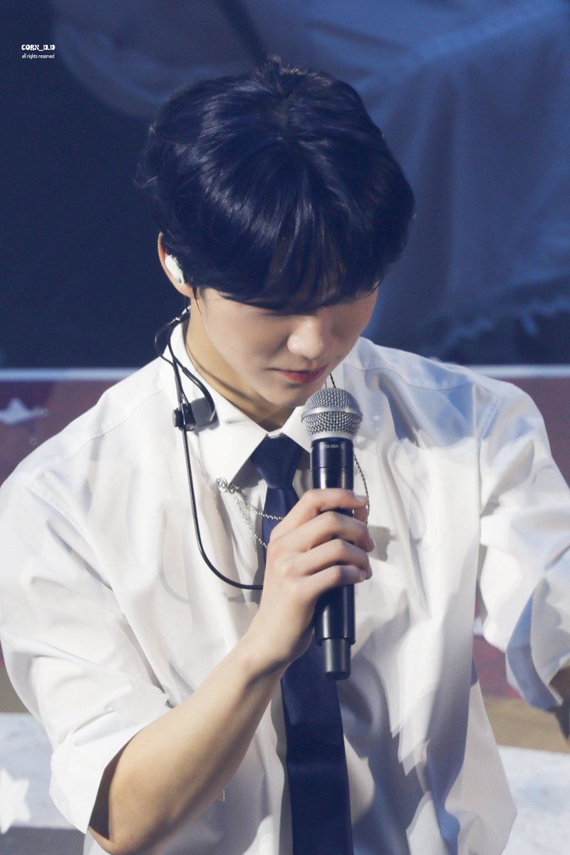 corn_d.d tweet media