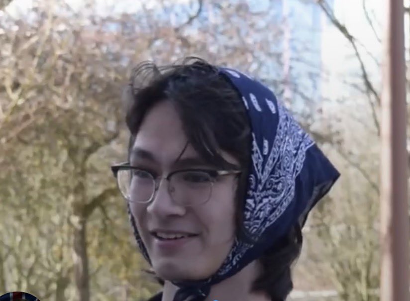 Vivscontent tweet media