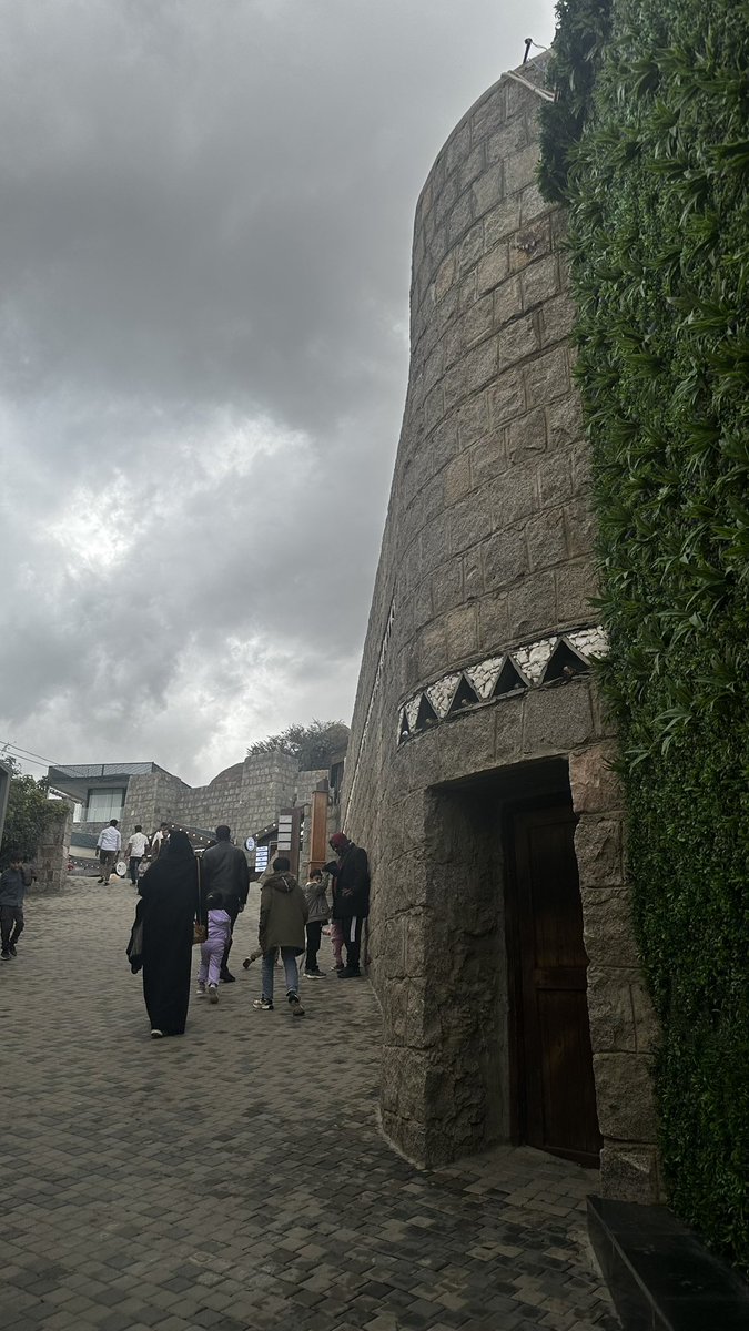 سُميـــــة مؤذنة ' tweet media