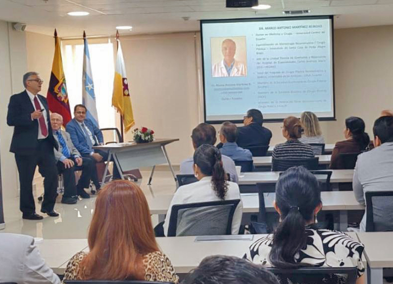 Hospital Carlos Andrade Marín tweet media