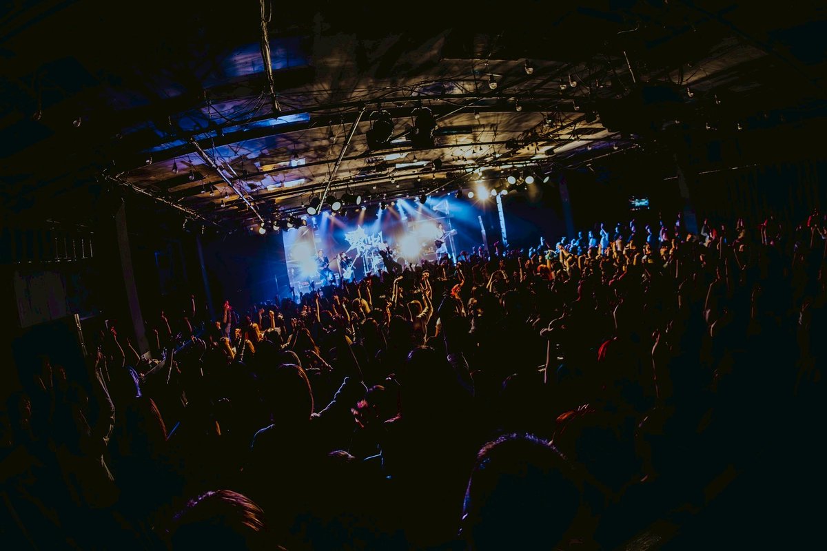 zerohz_teika's tweet photo. 8周年ツアーファイナル恵比寿LIQUIDROOMありがとうございました。

8年分の気持ちを届けました。
俺たちまだまだやる気満々です。

これからもよろしく🔥 https://t.co/cV2X7kcQXw