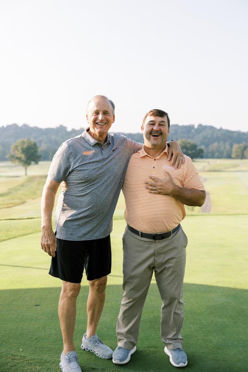 emeraldyouth's tweet image. That feeling when you make it to the Sweet Sixteen! Congrats, Coach Barnes and @Vol_Hoops! Emerald Youth is thankful for the SWEET relationship the Lord has given us with the Vols year after year!🏀🧡 #GBO #Vols #Tennessee #MarchMadness