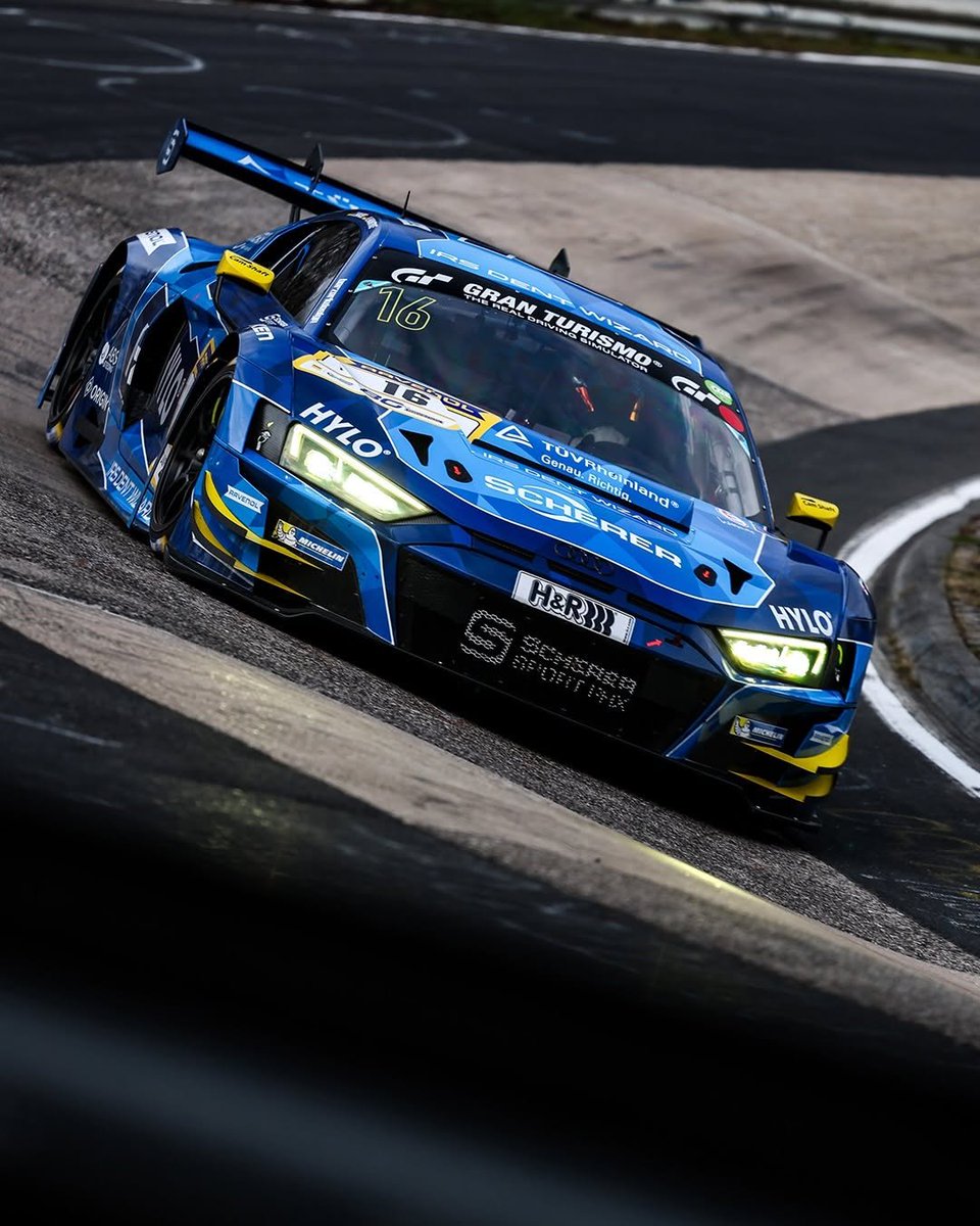 Me alegra muchísimo ver el buen feedback que está recibiendo Christopher Haase.

Lo mejor que podía traer Verstappen a GT3 era que se reconociese el talento que hay aquí. Y que además sea un piloto que nunca hizo monoplazas es genial para desmontar el mito de los “F1 rejects”.