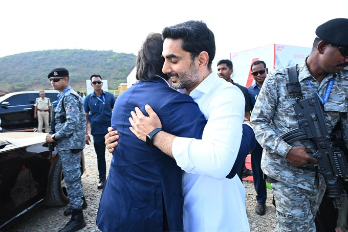 nandad668's tweet image. One number 11 that changed the course of AP development. 

Thanks to the people of #AP for giving us that number.

@AMNSIndia
@ncbn
@hd_kumaraswamy
@PawanKalyan 
@naralokesh