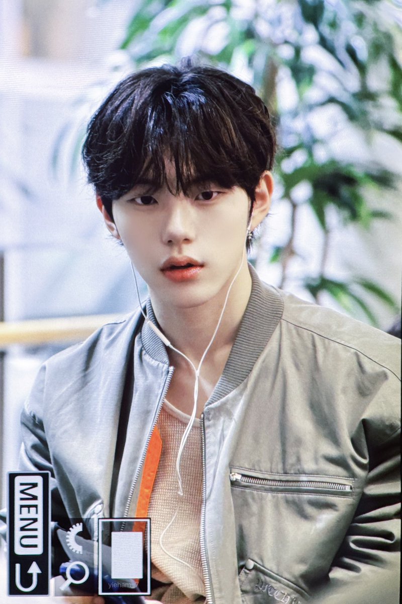 킴이.. tweet media