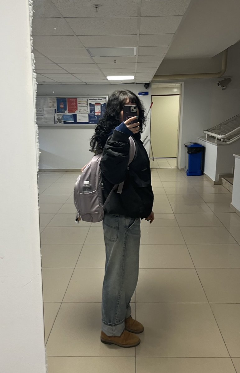 florquenuncafui tweet media