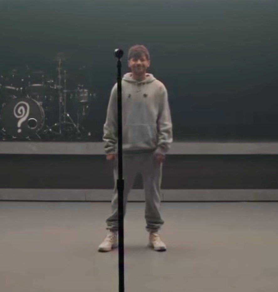 Ez エズ 🎞️🍂✧₊⁺ | semi ia 📝 tweet media