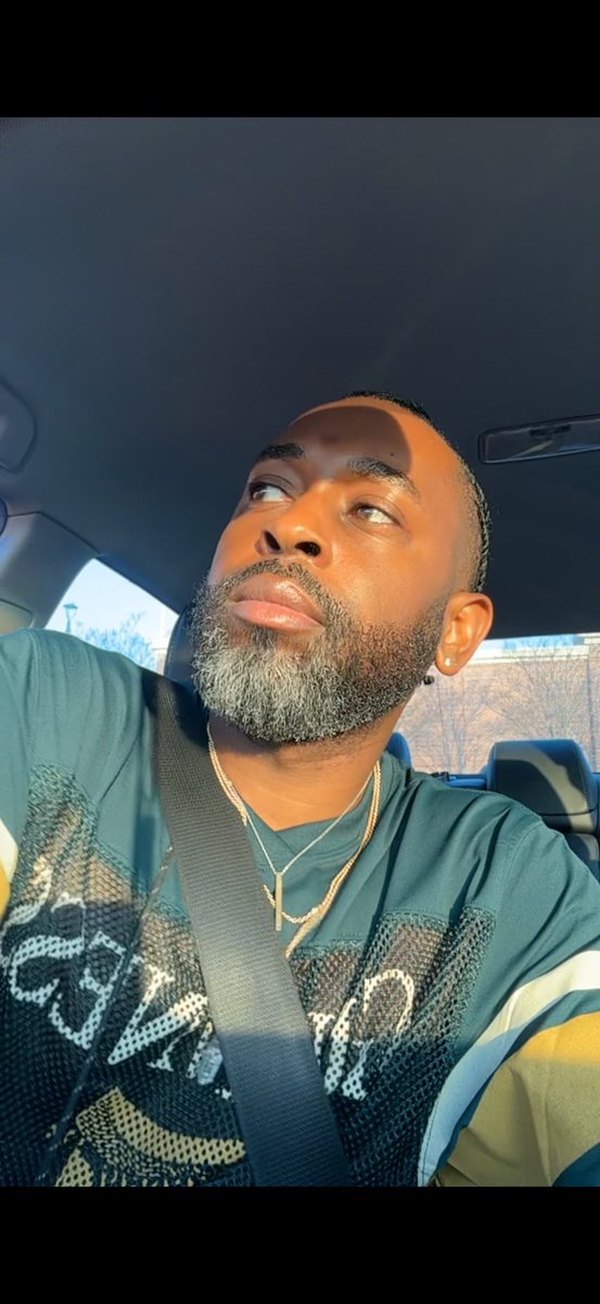 Future EGOT 🏆🏆🏆🏆 tweet media