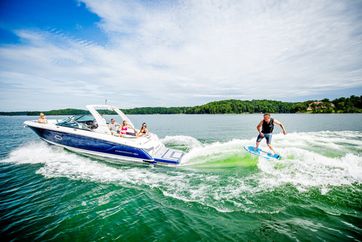 Boat Trader tweet media