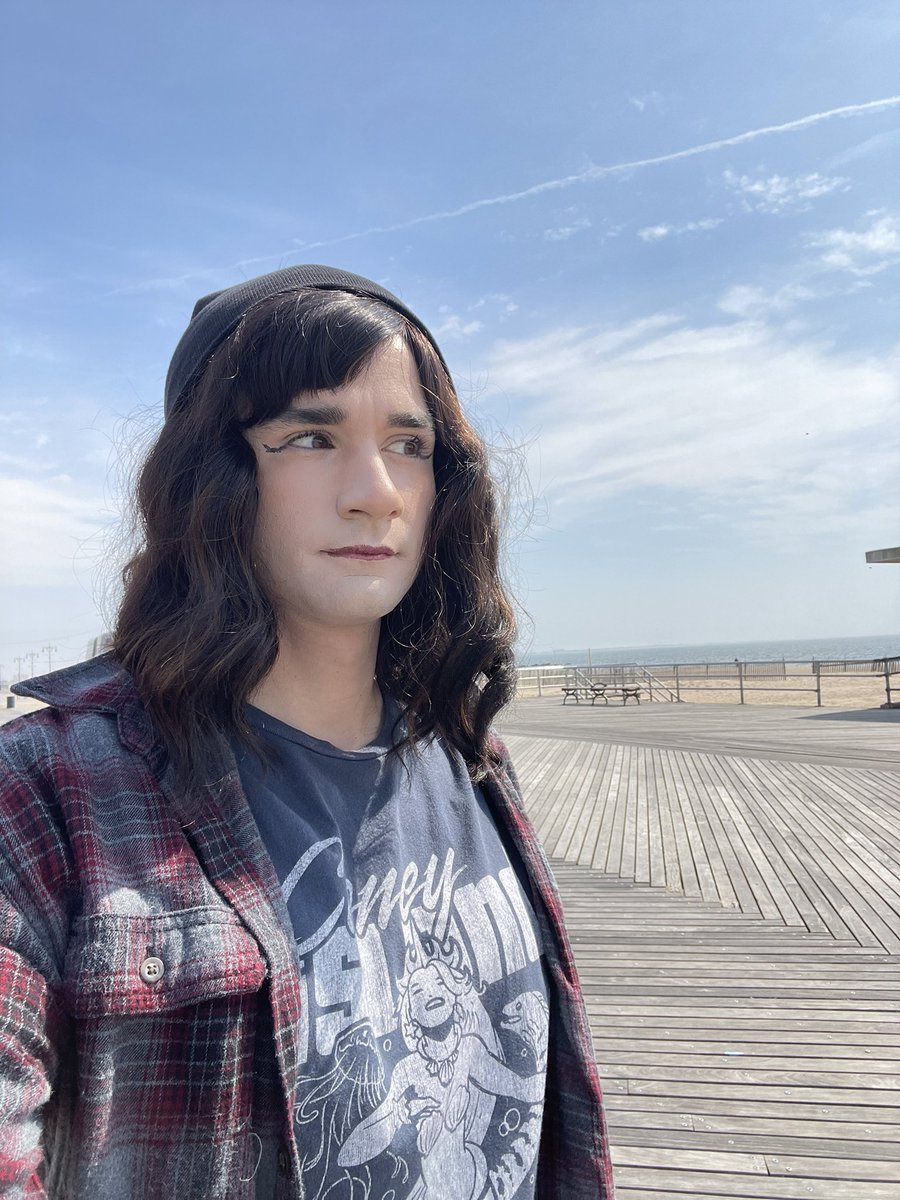 The Marvelous Mx. Hazel! tweet media