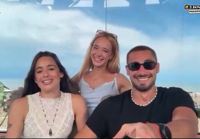 ◦◉✿ ✶ 𝑅𝓸𝓶𝓲𝓷𝓪 ✶ ✿◉◦ tweet media