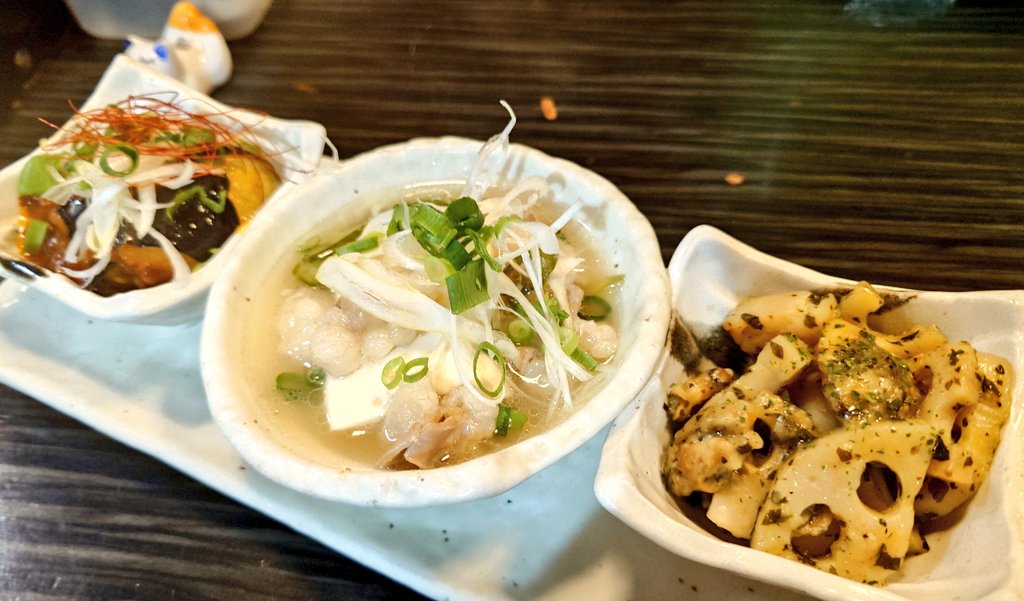 みっつ tweet media