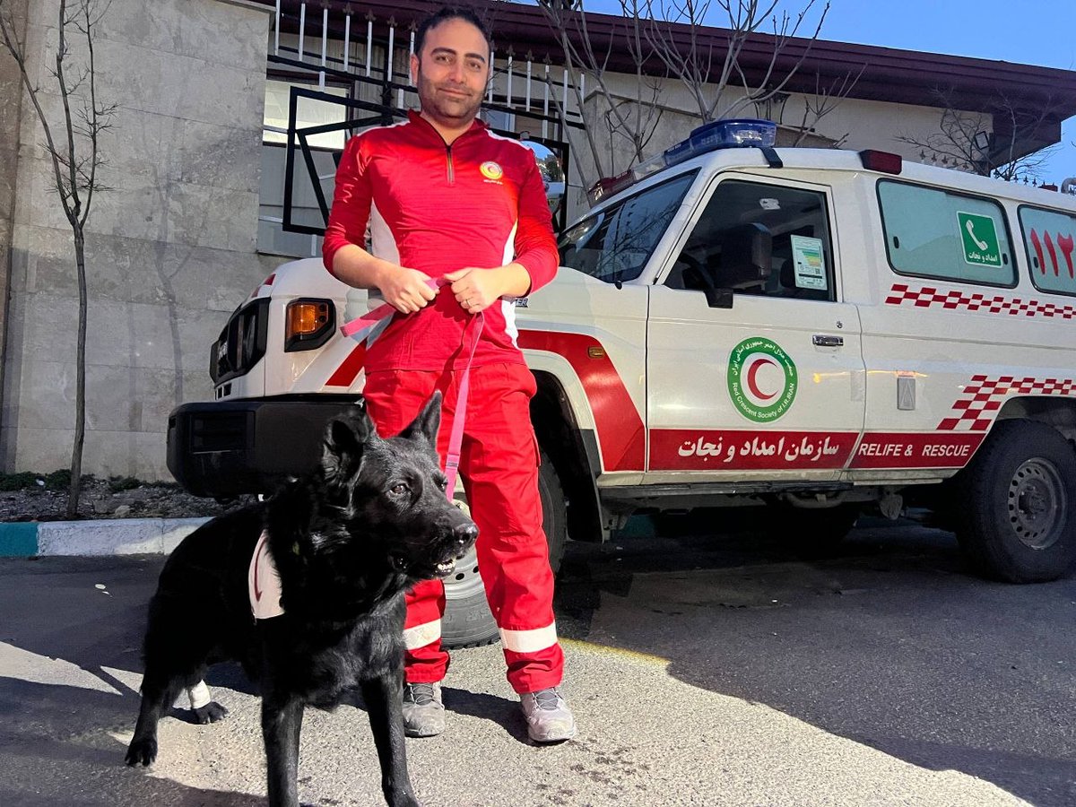 حـــــــورا اقبالیان tweet media