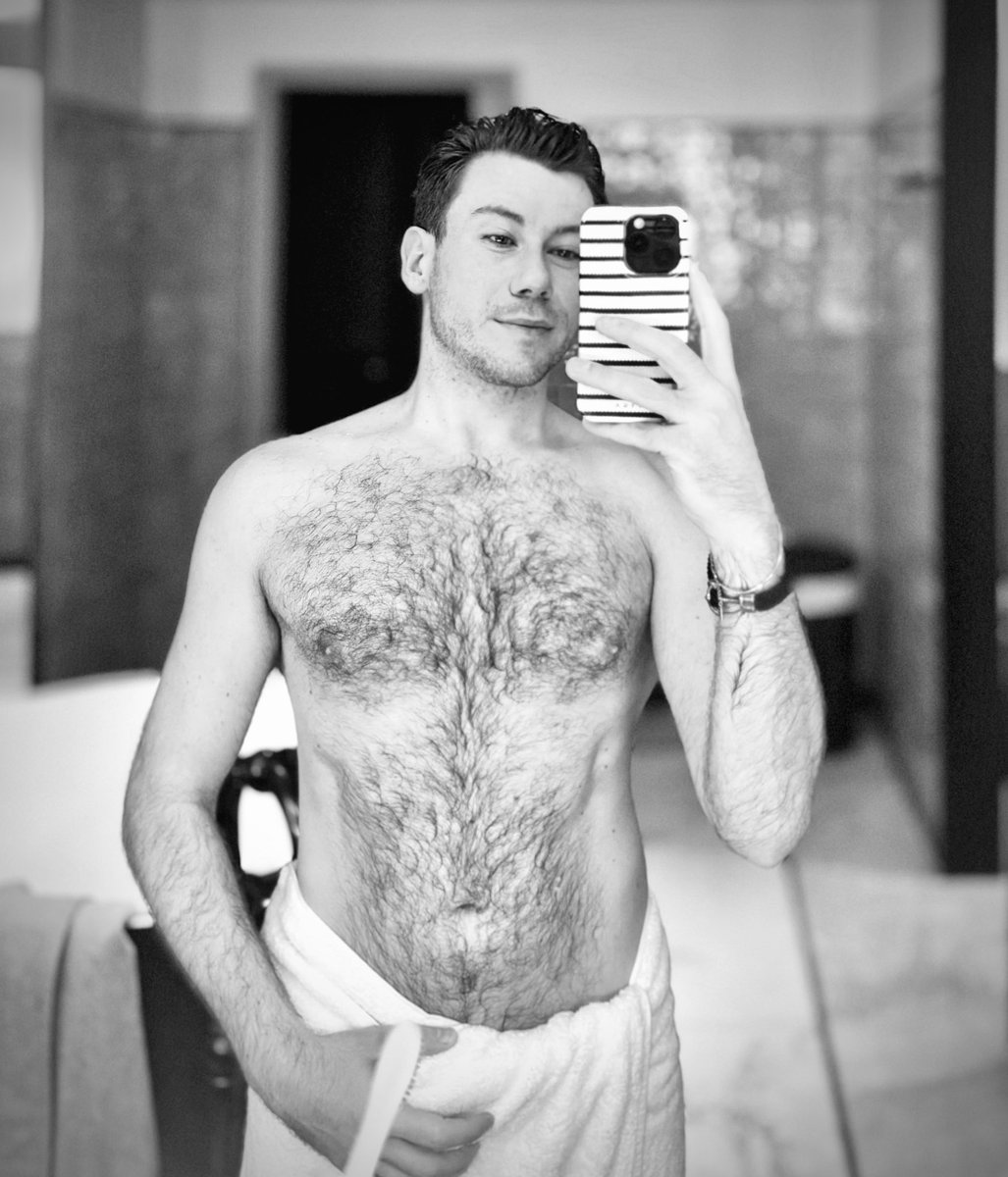 Bearolex tweet media