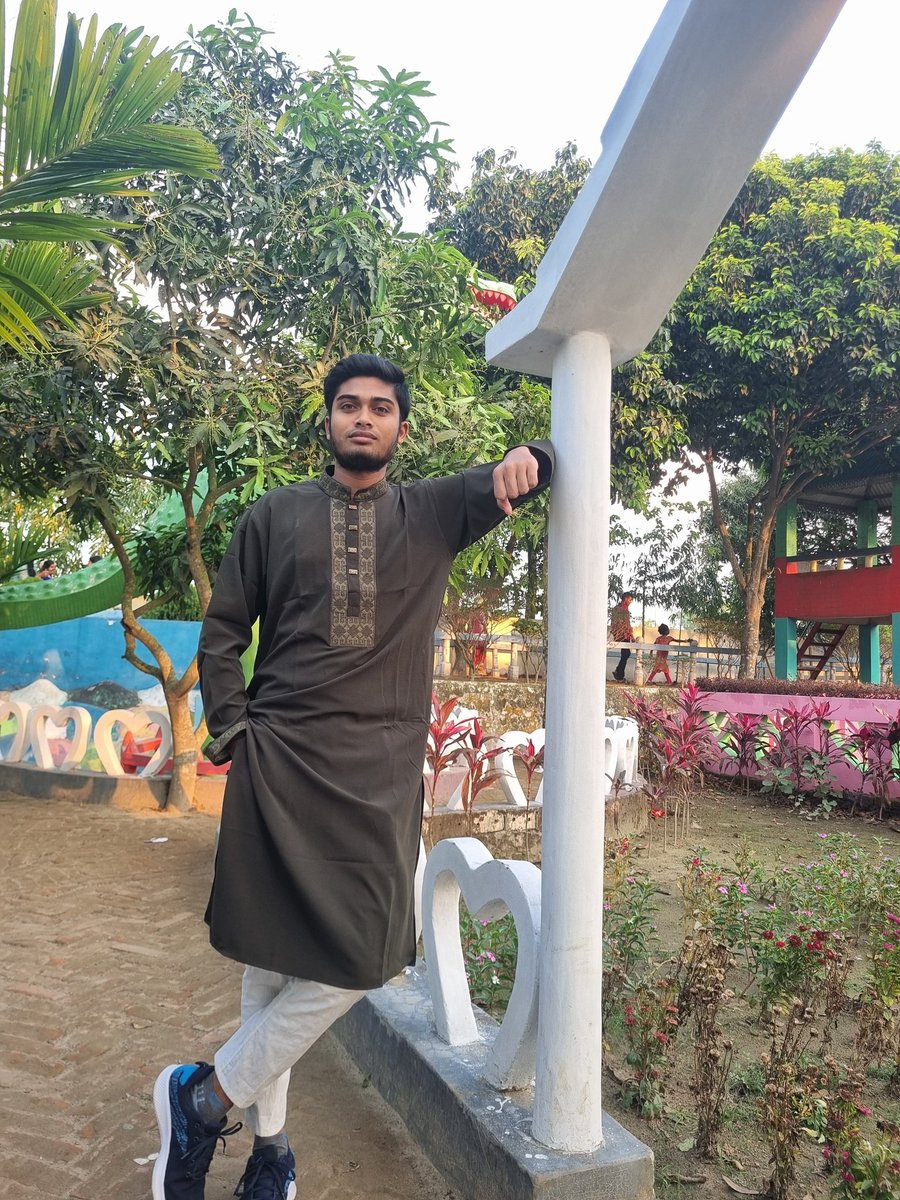 JustinB03565570's tweet image. Peace of mind is the greatest peace. If the mind is good, everything in the world is beautiful.    #vairalpost #Nicepic #beautyboy #vairalphoto #telavivyanıyor #altın  #onsaltın