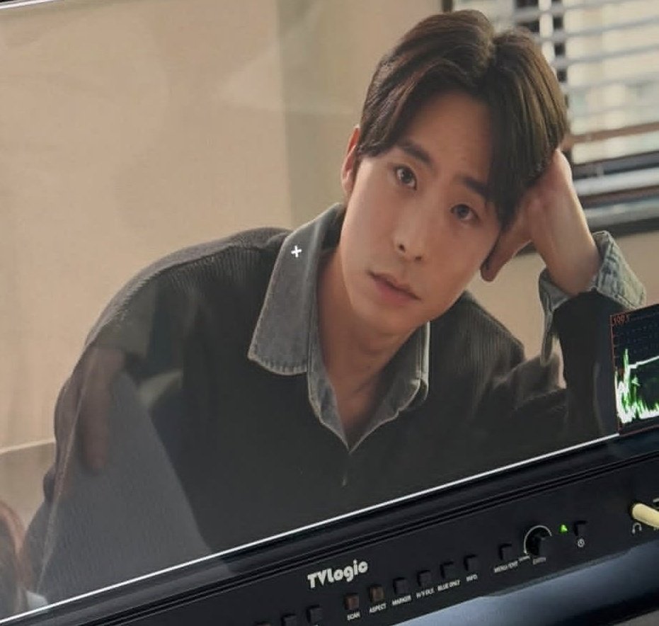 su-bong ✩.ᐟ tweet media