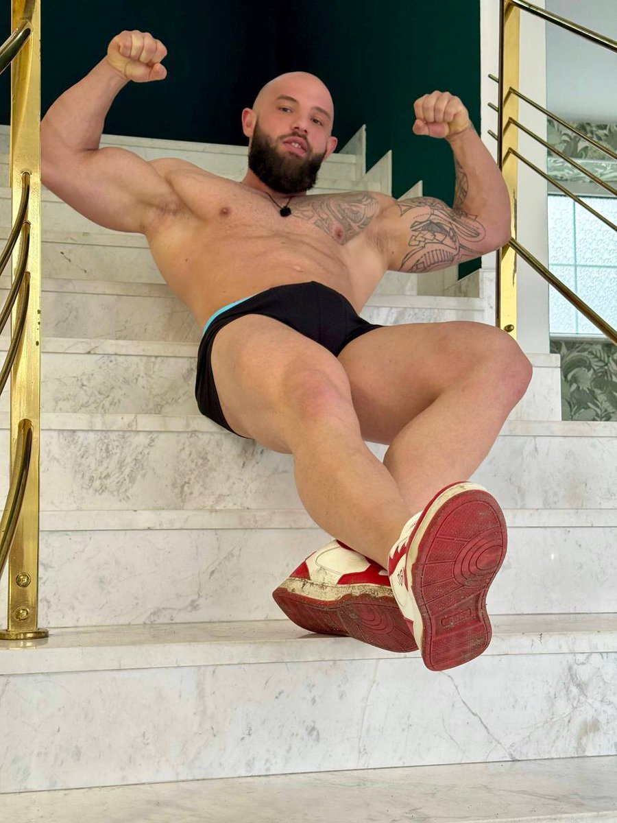 It's Marcus power tweet media