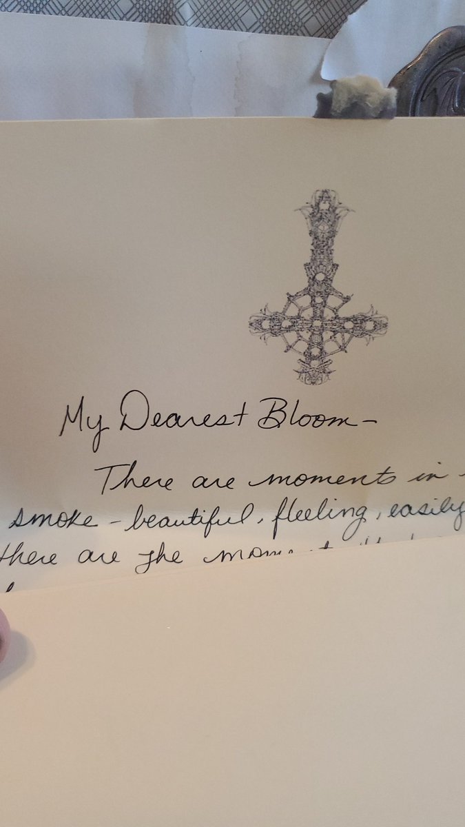 Bloom𖤐(Perpetua's Valentine 2/7) tweet media