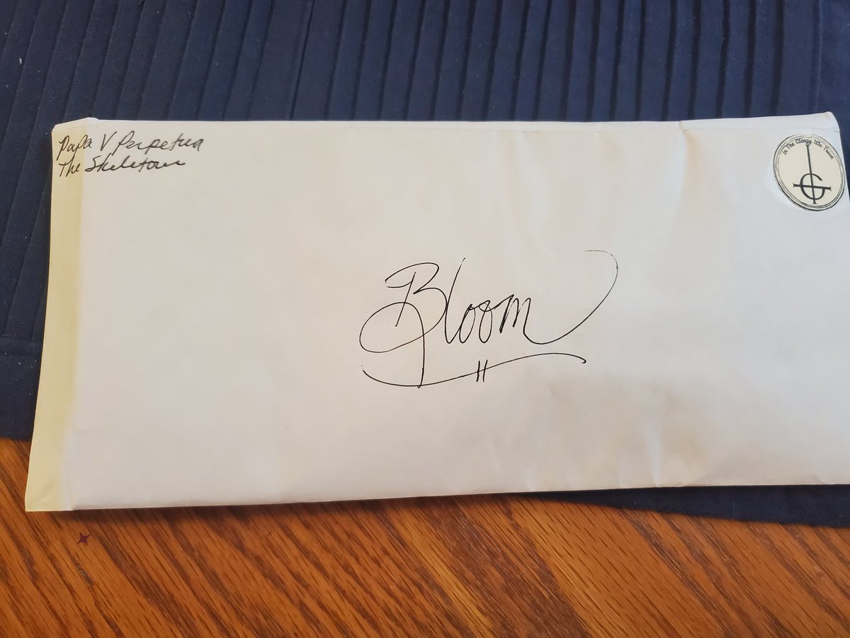 Bloom𖤐(Perpetua's Valentine 2/7) tweet media