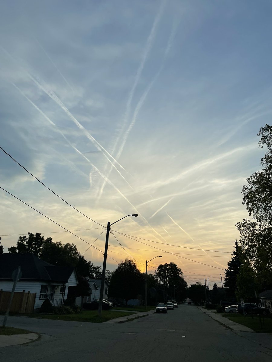 Ƒʉͫcͧкͭιͪηͣ FactsOverFeelings 🇨🇦🇺🇸🇫🇷 tweet media