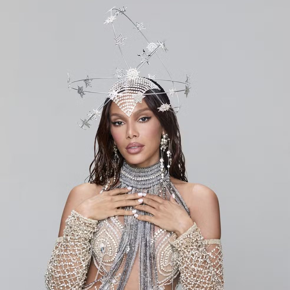 Central Reality tweet media