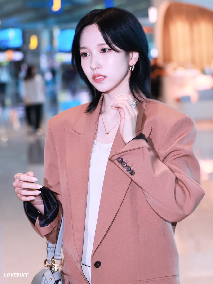 LOVEBUFF🥀 tweet media